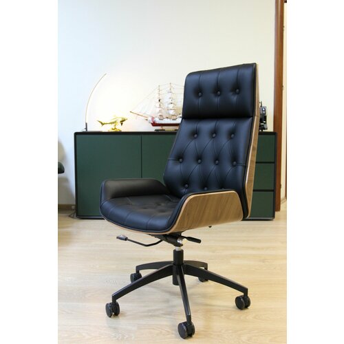 Зеленое кресло руководителя Norden Patio с каретной стяжкой (Chester)