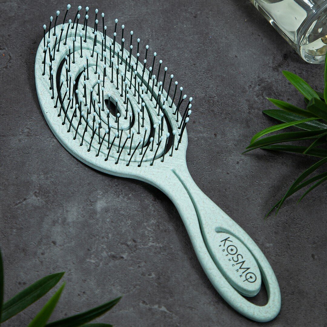 фото KosmoShtuchki Расческа щетка массажная для распутывания волос, продувная, для мокрых сухих и влажных волос