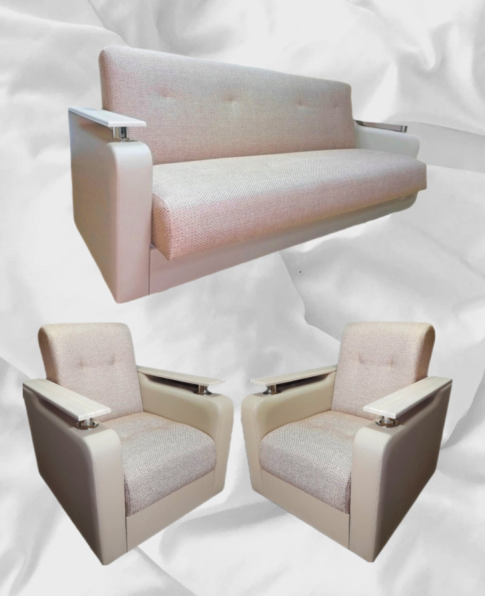 Комплект диван и 2 кресла, на пружинном блоке