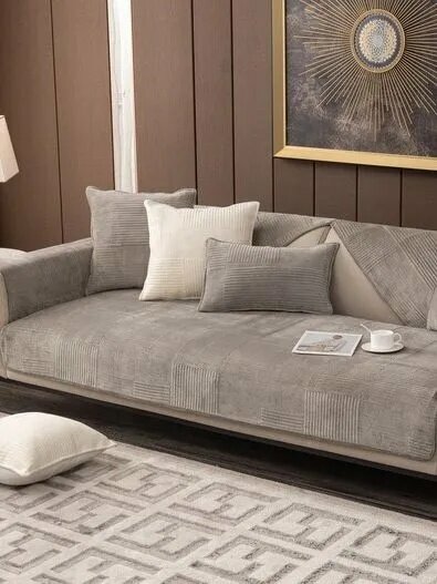 Чехол на мебель для дивана 160 см х 110см