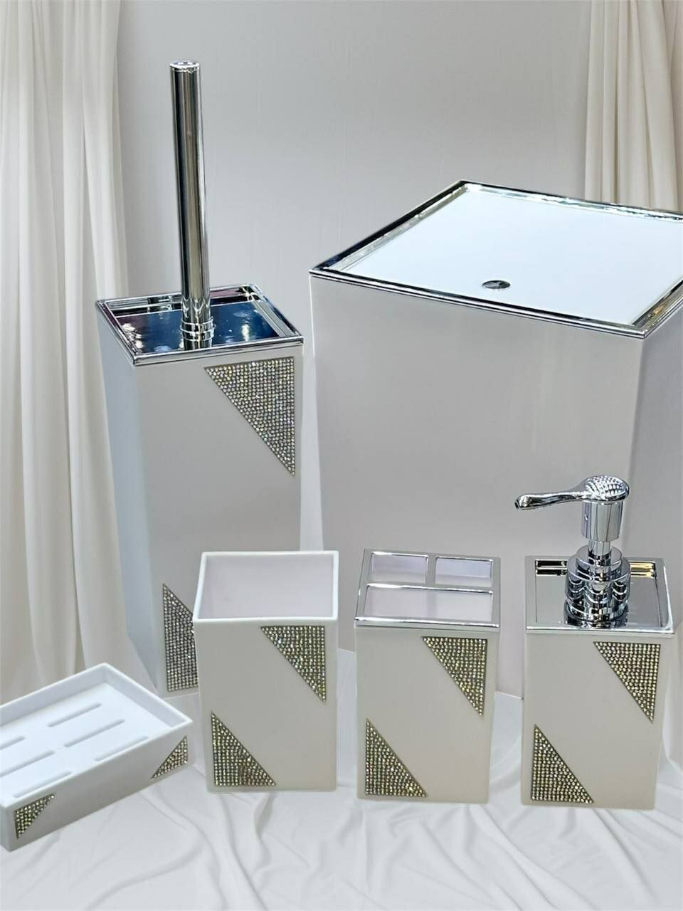 Набор для ванной комнаты, 6 предметов, белого цвета, качественная — фото 1