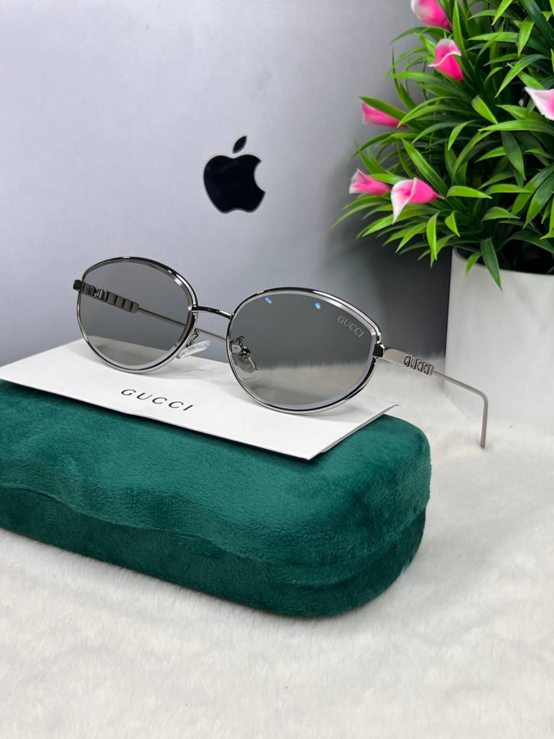 Солнцезащитные очки