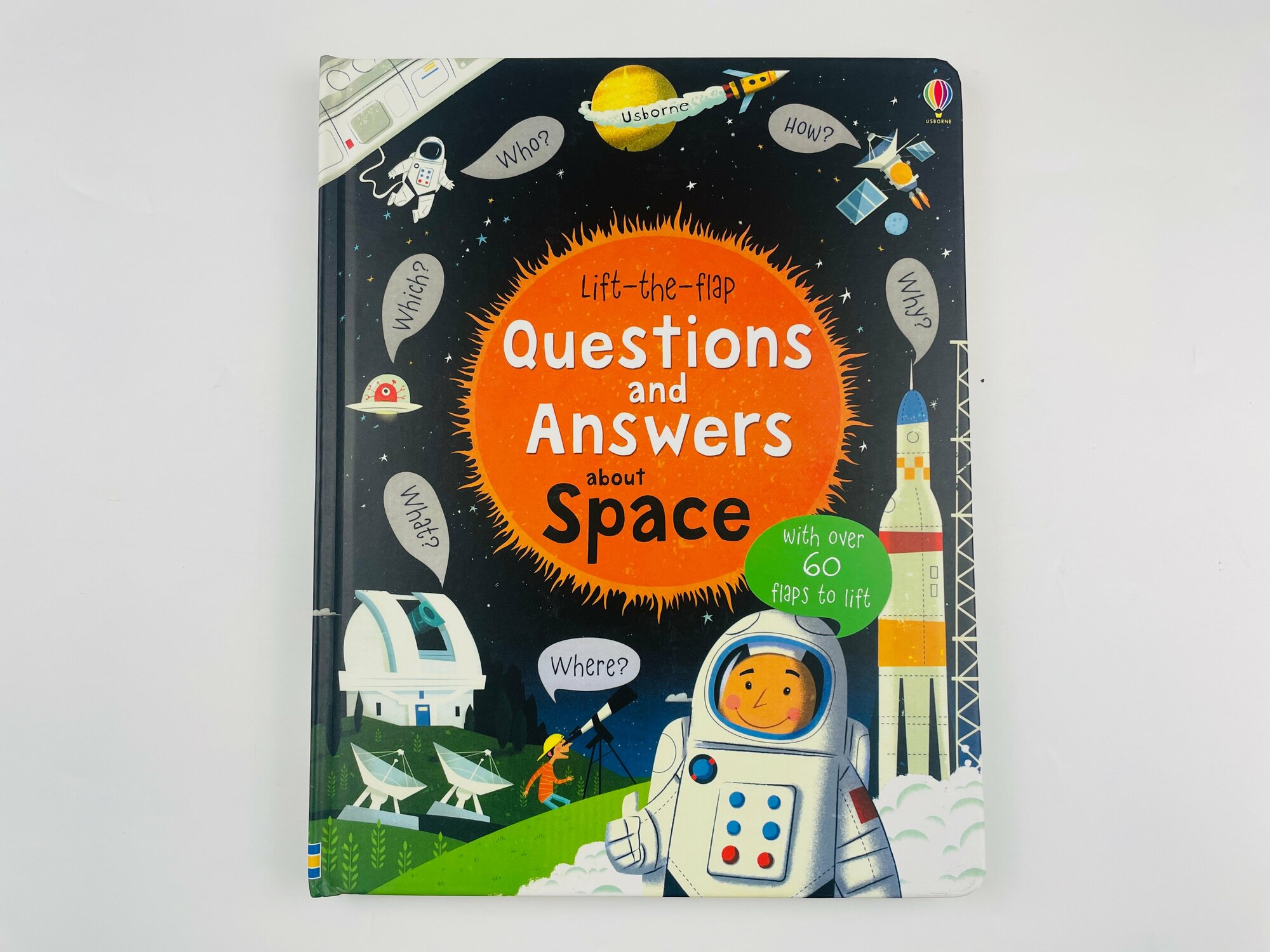 Lift-the-flap Questions and Answers about Space - фото №6