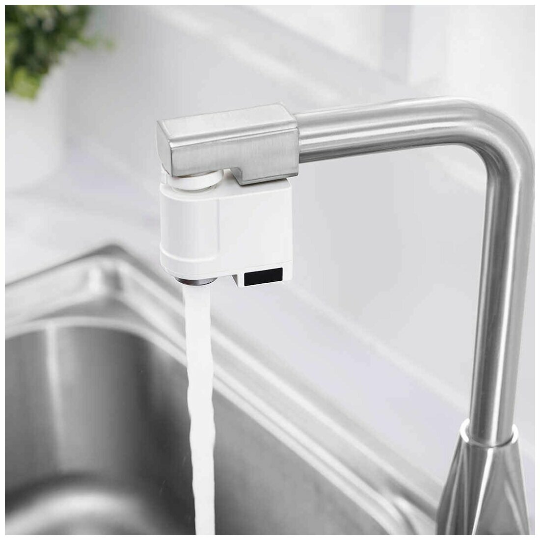 Картинки Водосберегающая насадка для крана Xiaomi Xiaoda Induction Water Saver HD-ZNJSQ-01