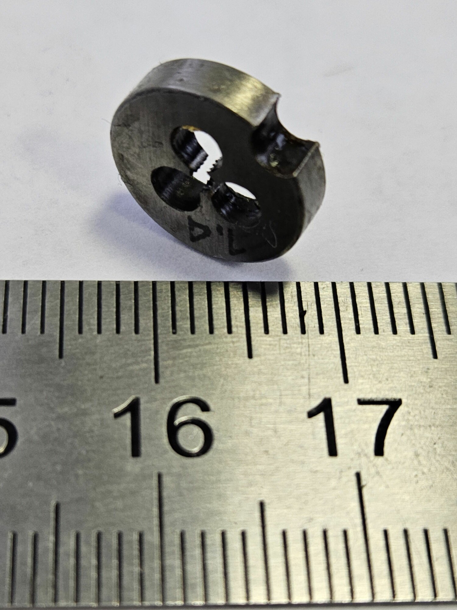 Плашка метрическая М1,4х0,3 — фото 1