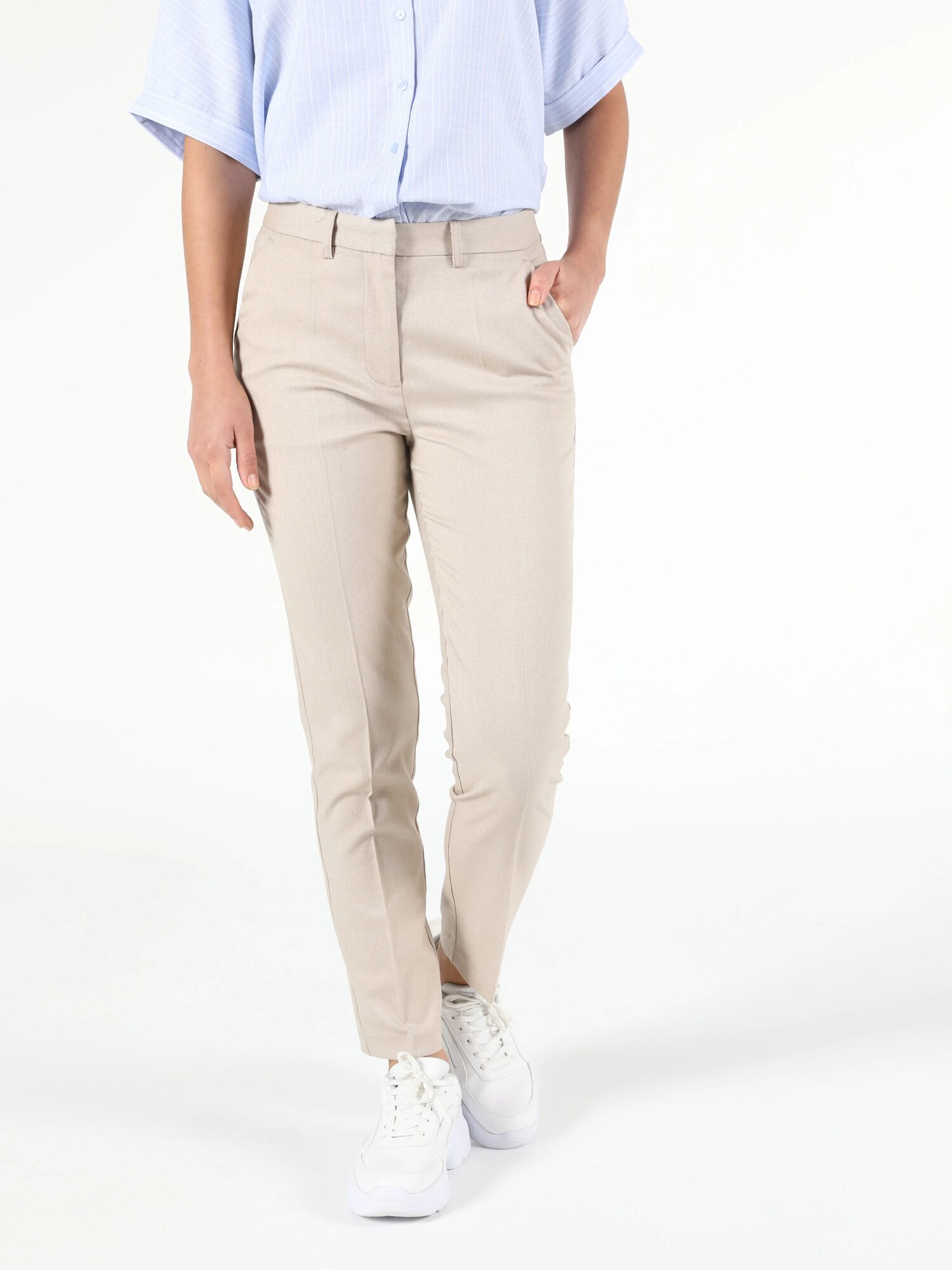 Брюки COLIN'S Slim Fit, размер 42, бежевый
