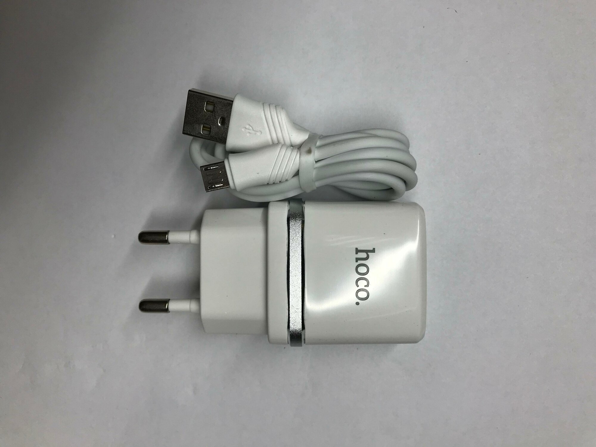 Зарядный комплект Hoco C12 Smart + кабель microUSB мощность Qi: 20 Вт