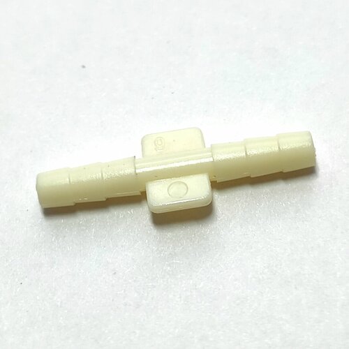 Соединение коннектор-елочка омывателя прямой 4 мм х 4 мм (пластик) (Упаковка 5шт)