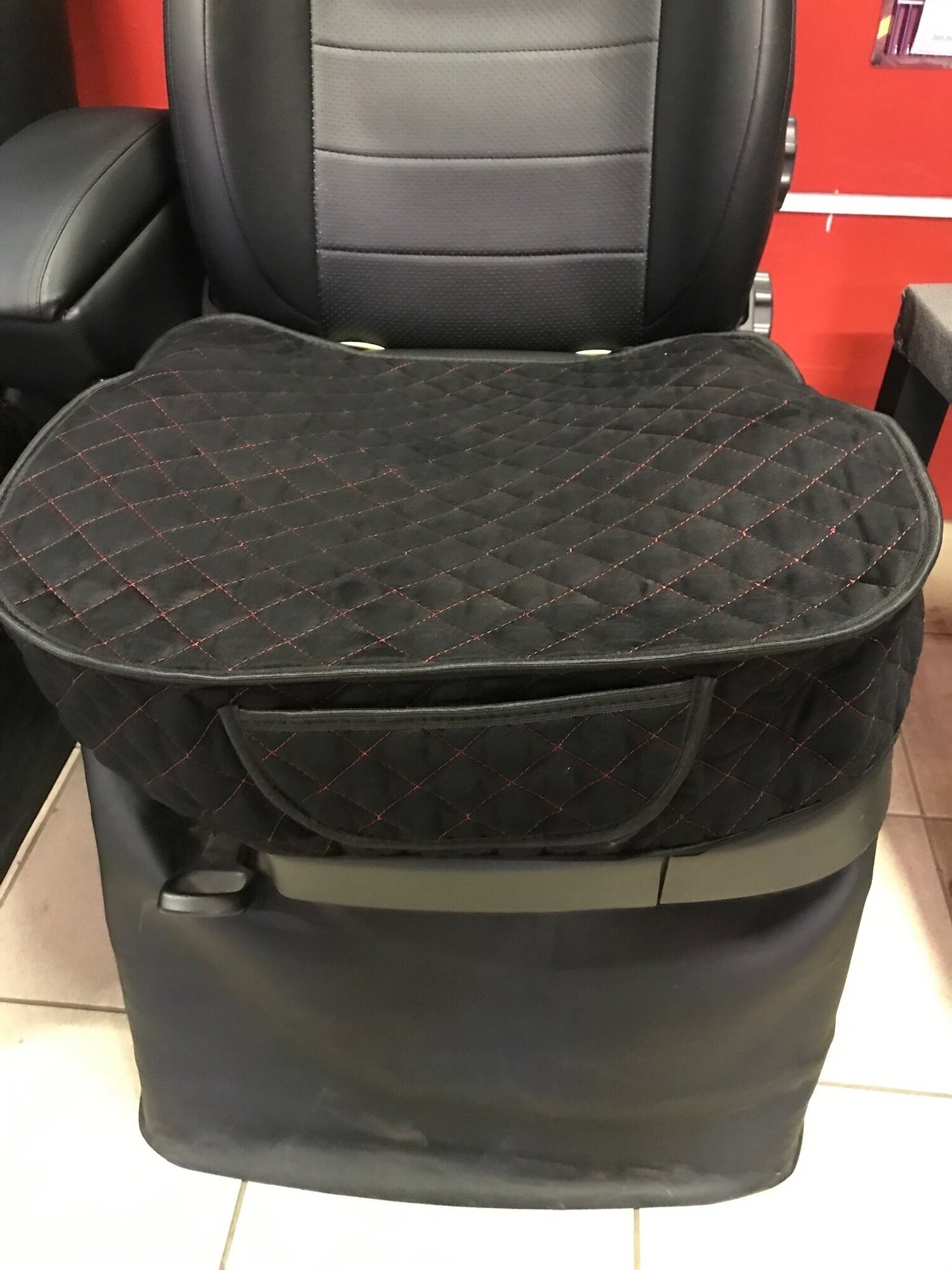 Накидка "Алькантара" Квадрат черная с черной нитью 1шт. для Honda Hr-v ...