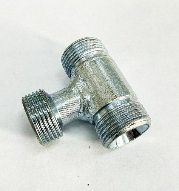 Тройник для РВД М 22х1.5-22х1.5-22х1.5 — фото 1