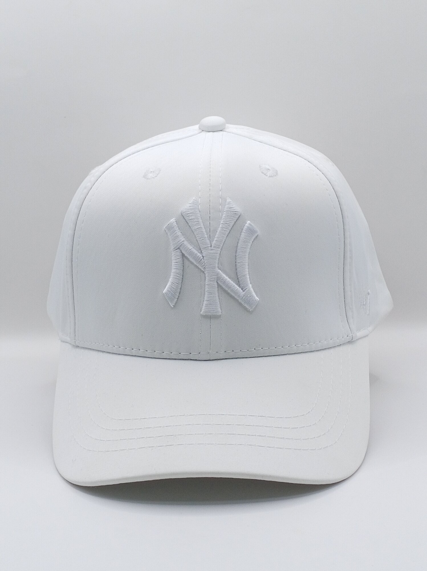 Кепка white для мужчин