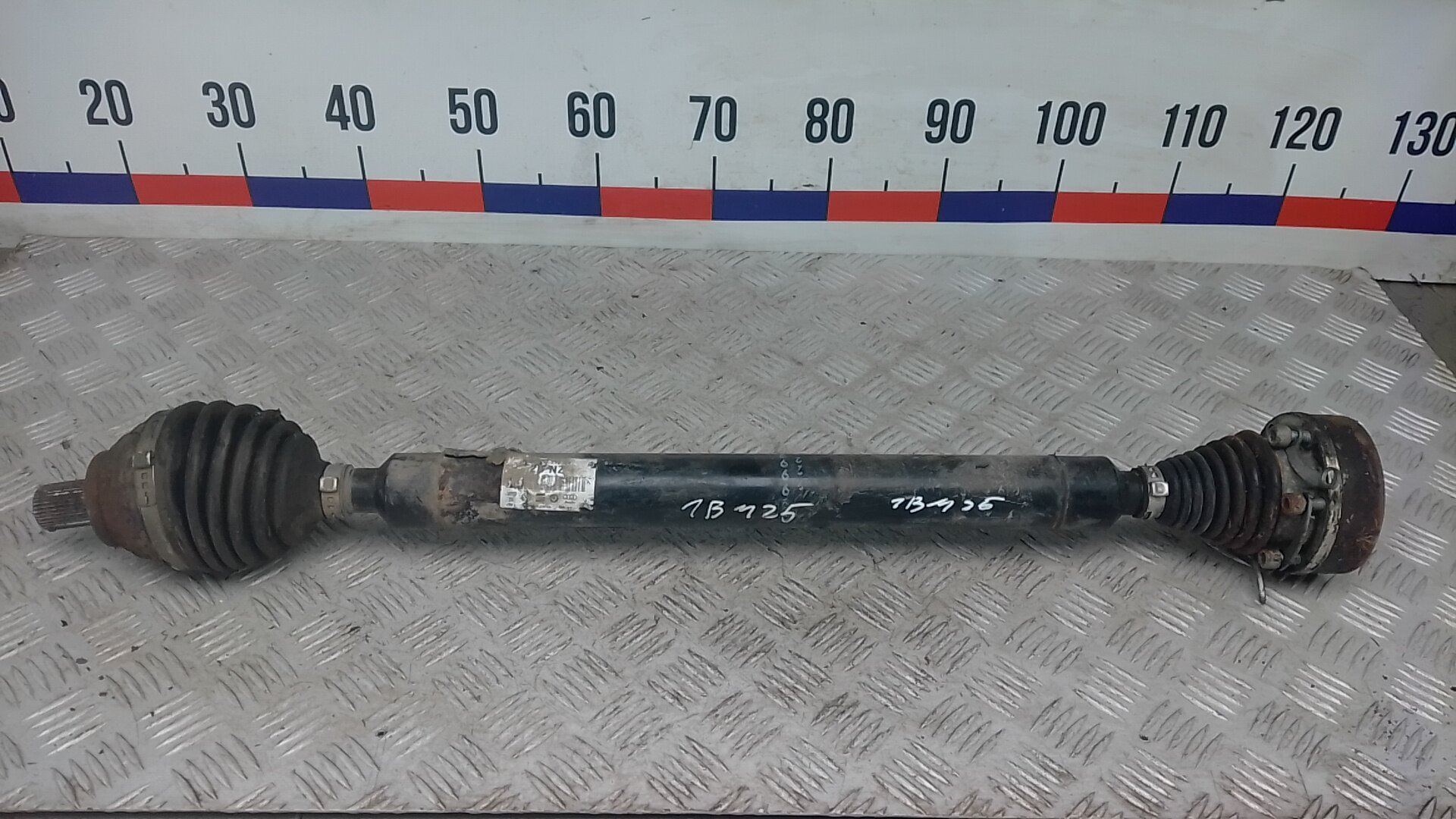 Привод передний правый SKODA YETI 1, Номер 5Q0407272BU