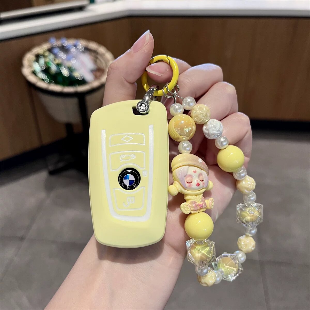 Чехол для ключей BMW в квадратном стиле с желтой кожаной отделкой и аксессуаром в виде панды для 3 серии 5 серии X1 X3