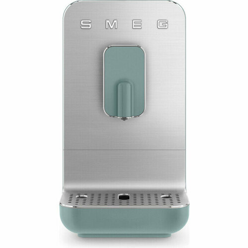 Кофемашина Smeg BCC01EGMEU 7399000₽
