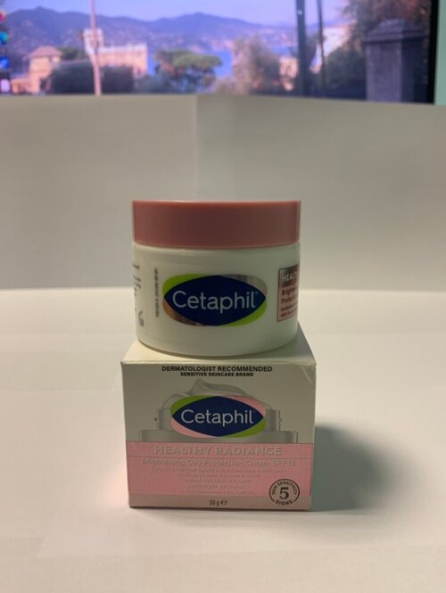 Cetaphil / Осветляющий дневной защитный крем с SPF 15