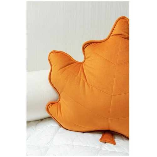 Подушка декоративная бархат интерьерная 3600₽