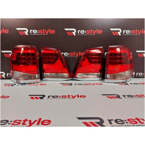 Стоп сигналы Toyota Land Cruiser 200, 2008-2015 стиль 16 г Красно-белые