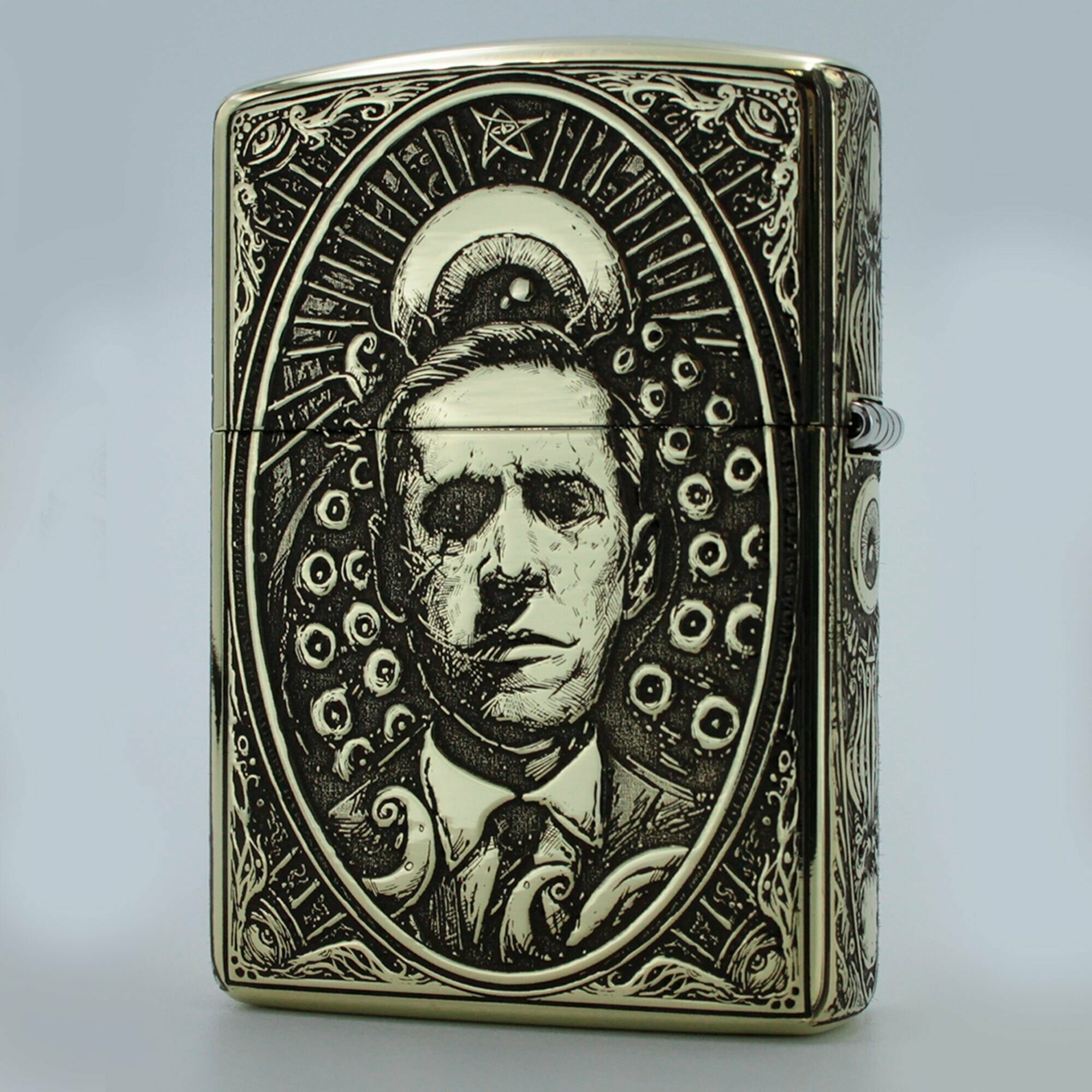 Зажигалка бензиновая Zippo Armor с гравировкой Ктулху - фотография № 3