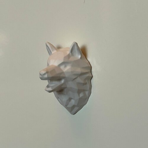 Магнит на холодильник волк