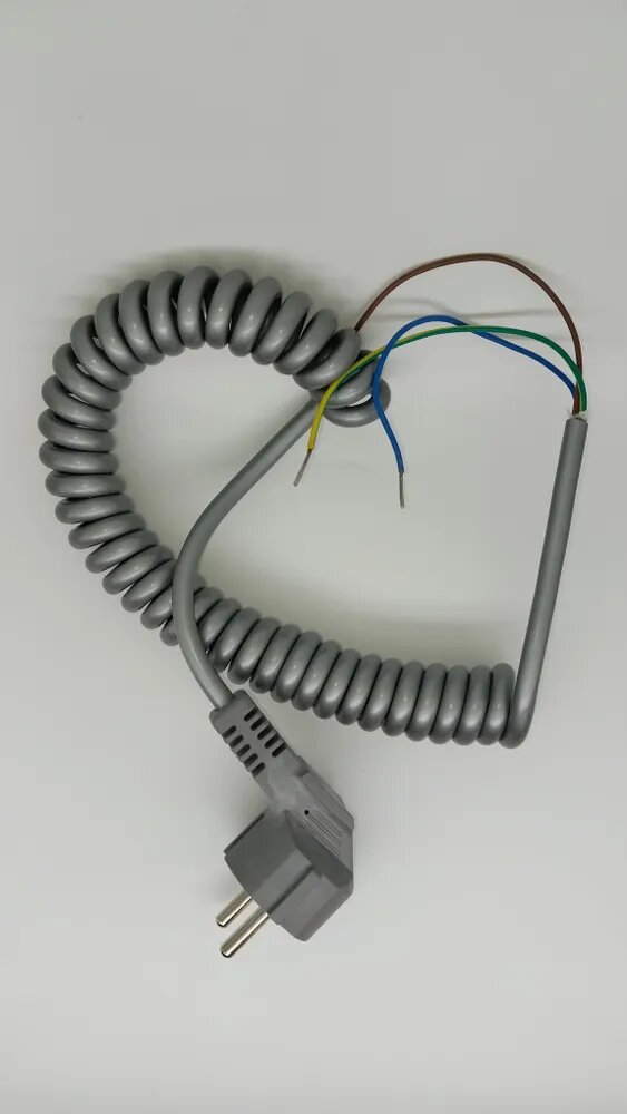 Спиральный кабель полиуретановый с евровилкой 3х075 для полотенцесушителей серый