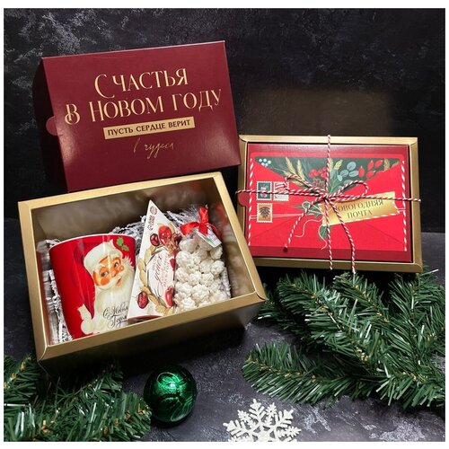 Новогодний подарочный набор в коробке 