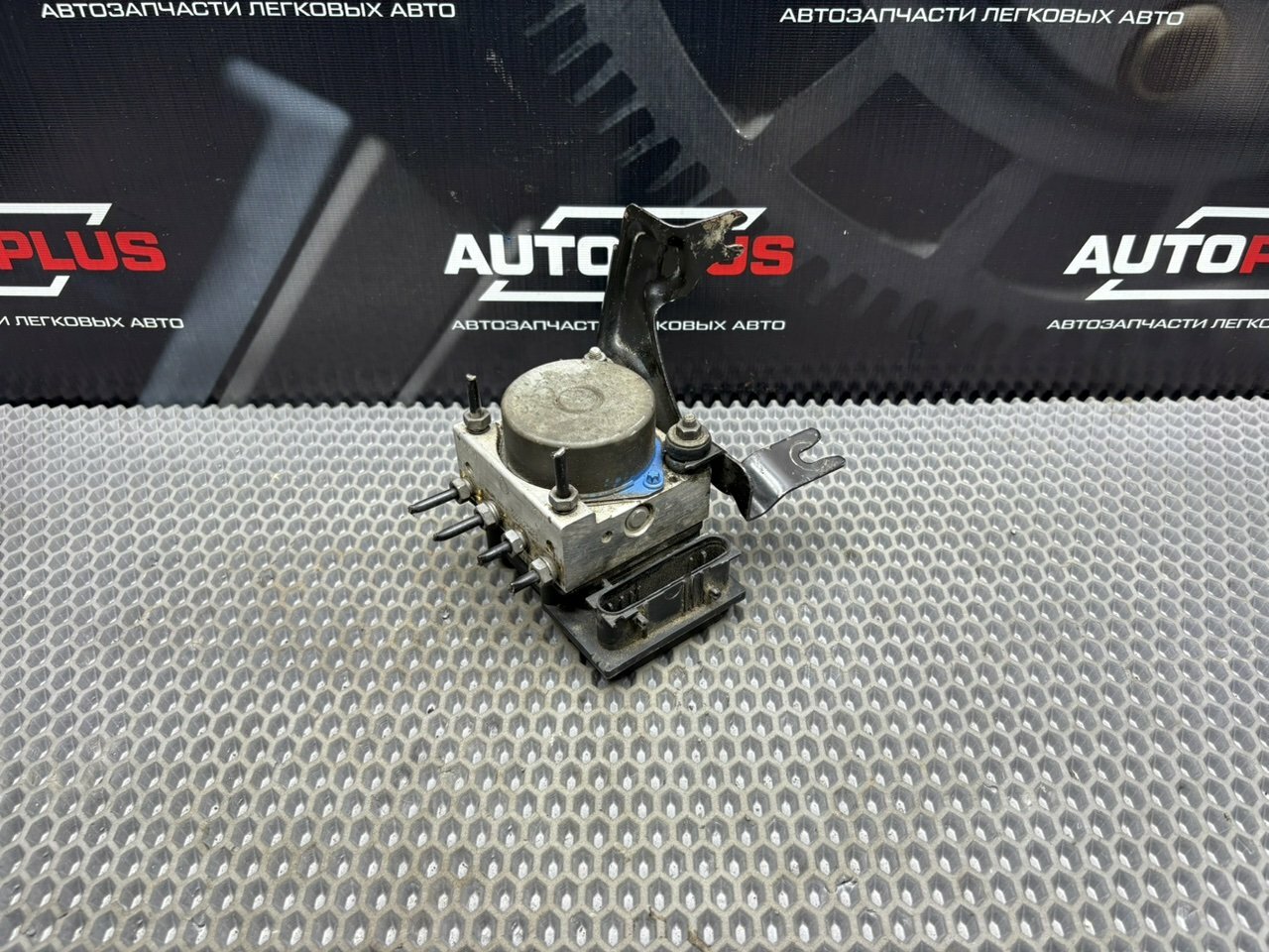 Блок ABS Nissan Note 2008-2013 (CR14) Б/У с пробегом Арт. 0265800518