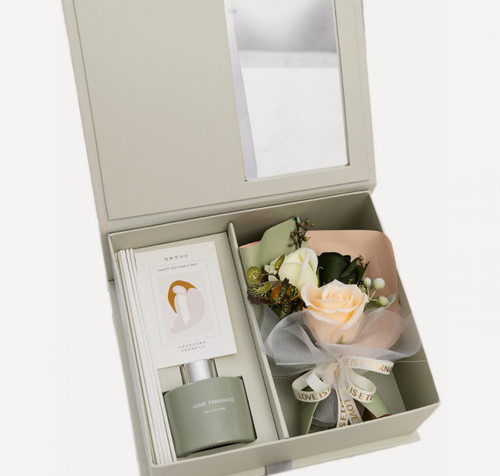 Изображение товара Подарочный набор MyPads M-155 081 с ароматным диффузором и мыльными розами ручной работы