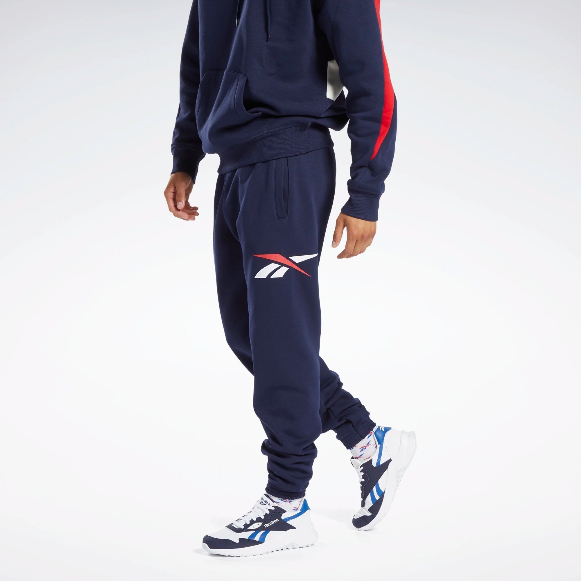 Брюки спортивные Reebok CL BV PANT