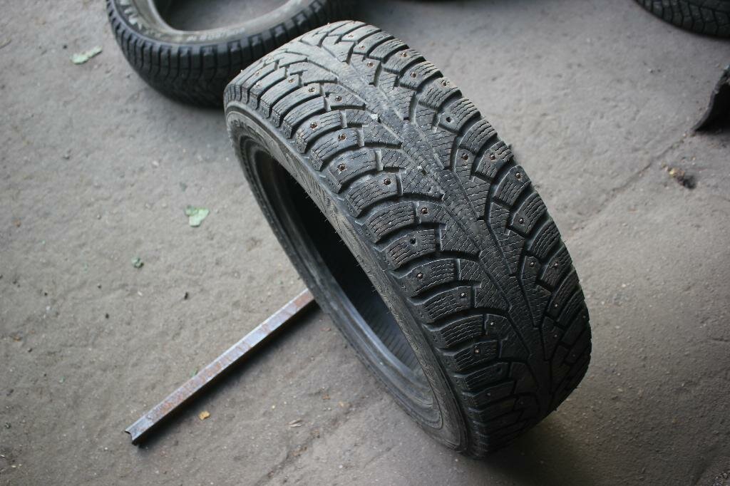 205/65 R16 Nokian Hakkapeliitta C Van