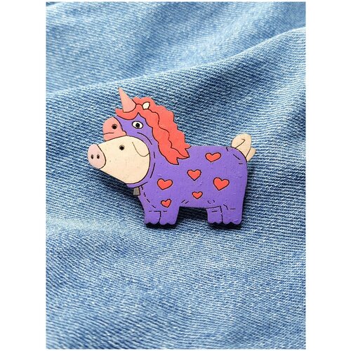 фото Свинорог сиреневый, единорог, значок деревянный, брошь на одежду, значок на рюкзак нет бренда