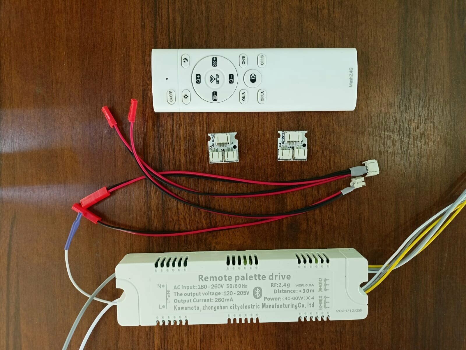 Драйвер для Люстры (Блок питания) LED DRIVER 2.4G BT (40-60w)*4 + пульт + комплект переходников