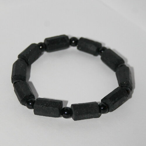 Браслет True Stones турмалин 1 шт размер M диаметр 6 см черный 4320₽