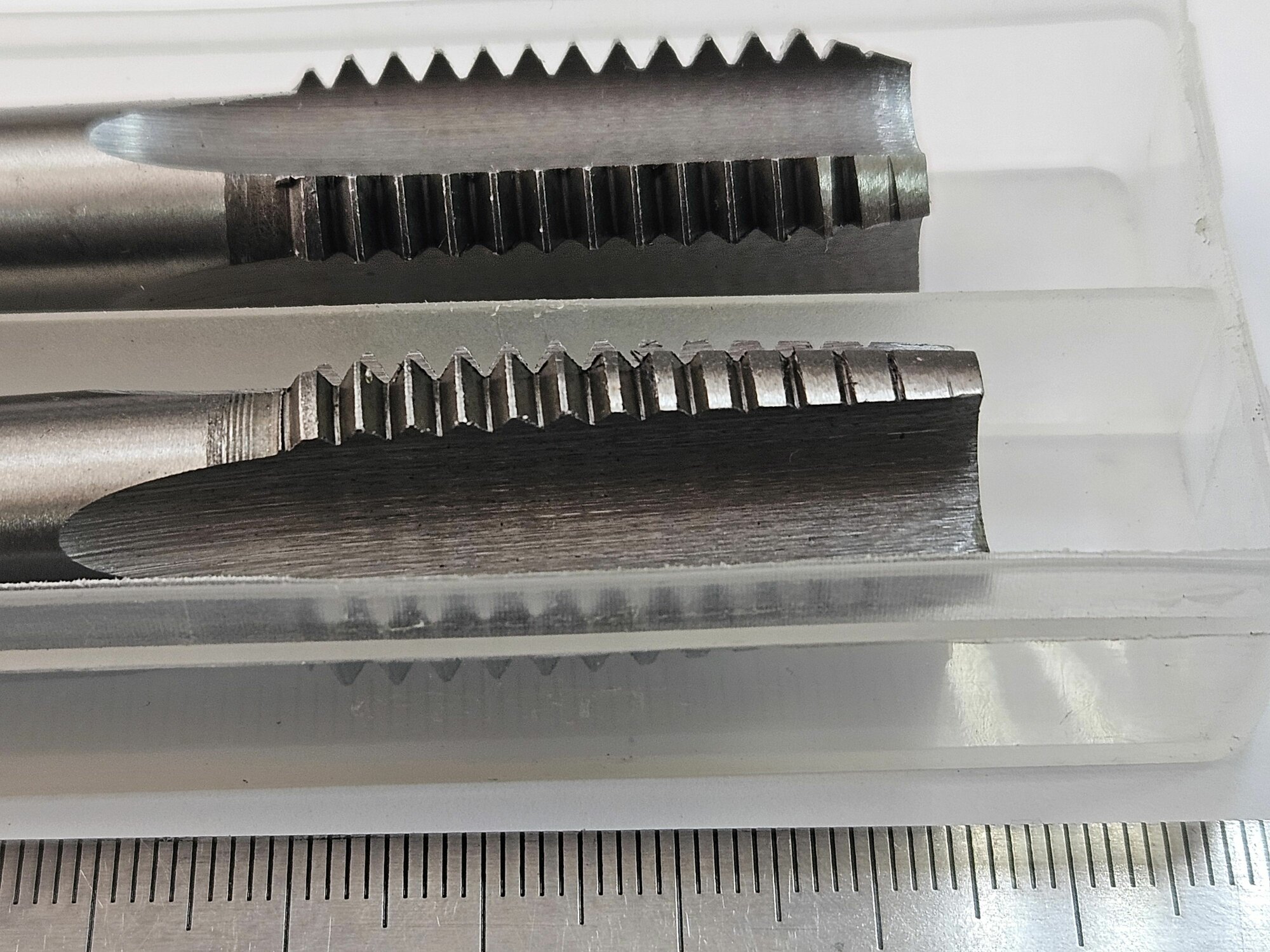 Метчик м/р М18х2,5 комплект из 2х шт. — фото 1