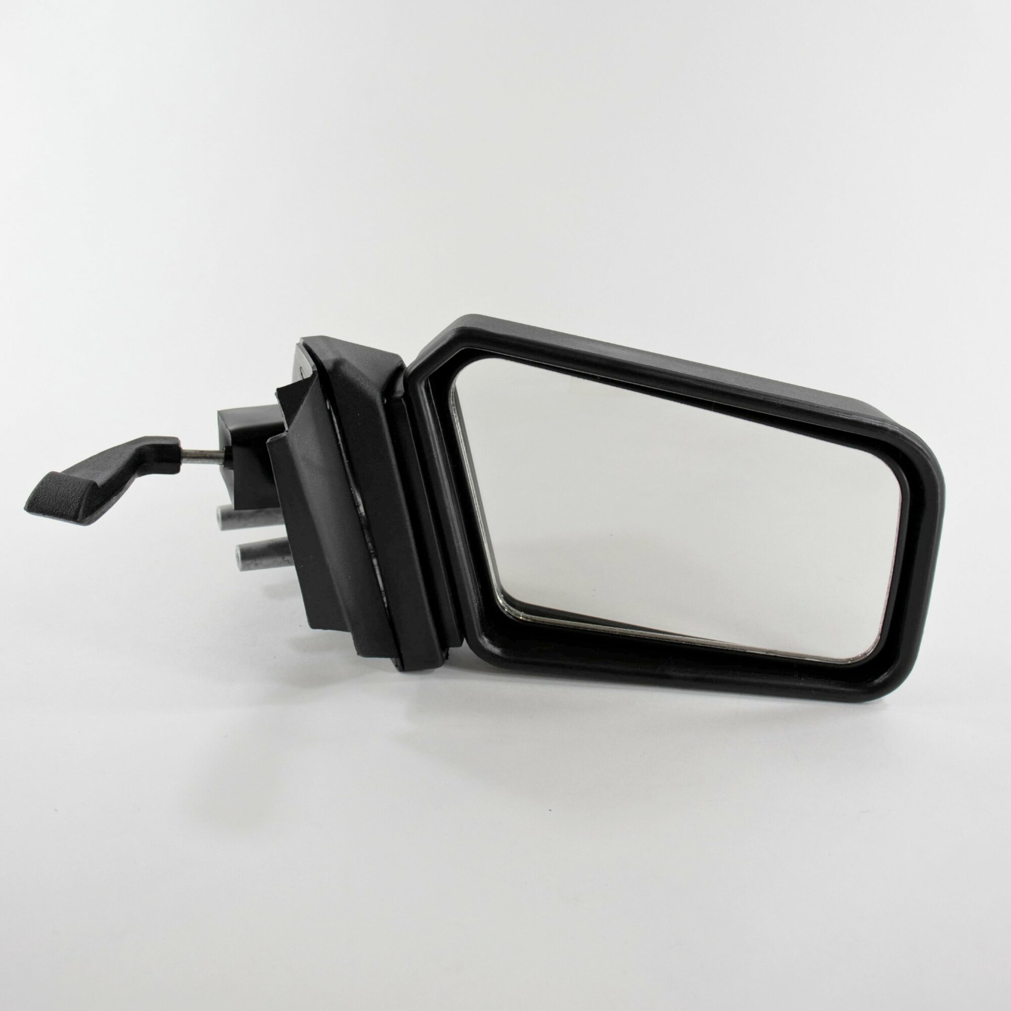 Зеркало заднего вида для автомобилей ВАЗ 2108 2109 21099 2113 2114 2115 наружное правое с механической регулировкой и металлическим кронштейном