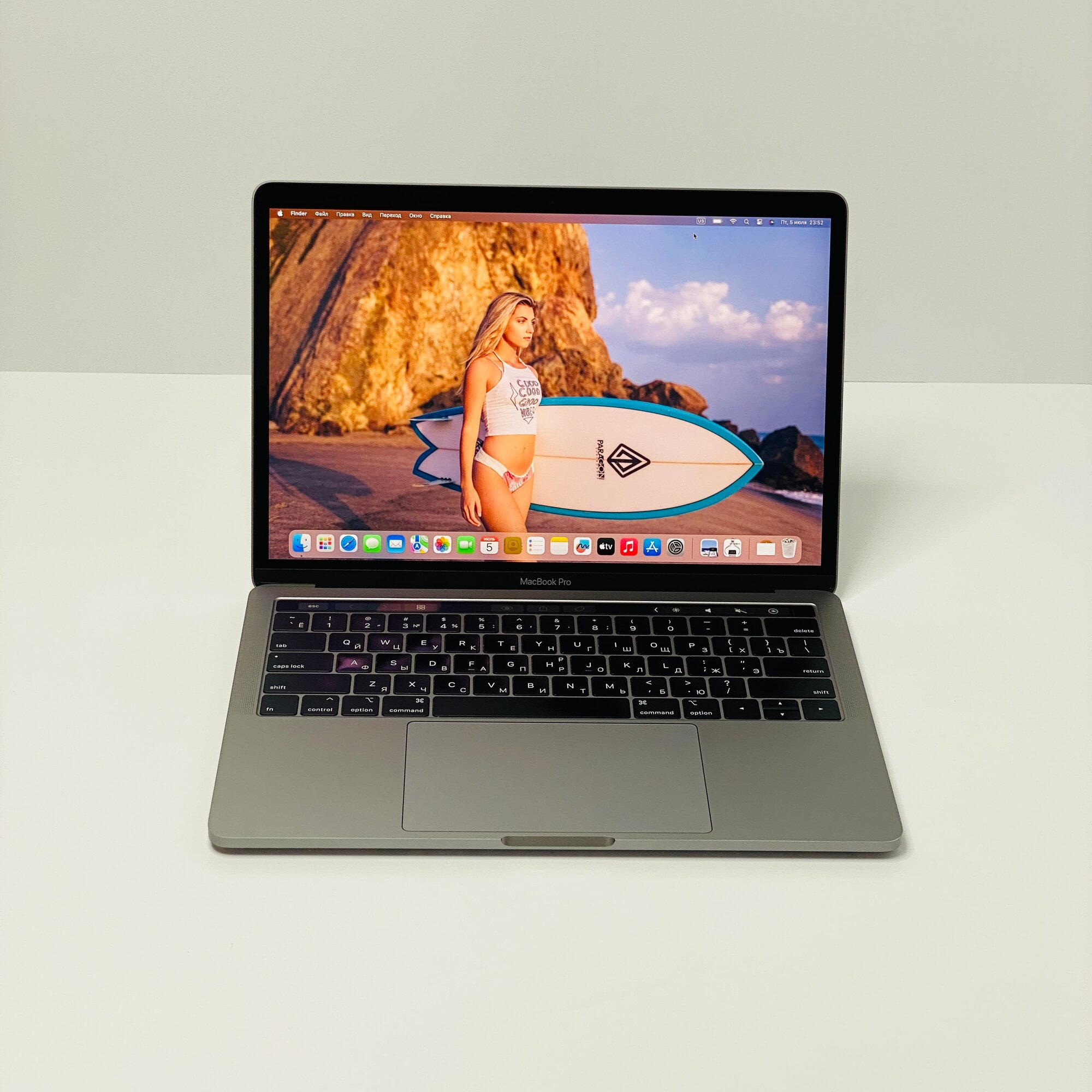 充電30回MacBook Pro 2019 15インチ i7 32G美品 B1 充電30回MacBook Pro 2019 15インチ i7 32G美品 B1 充電30回
