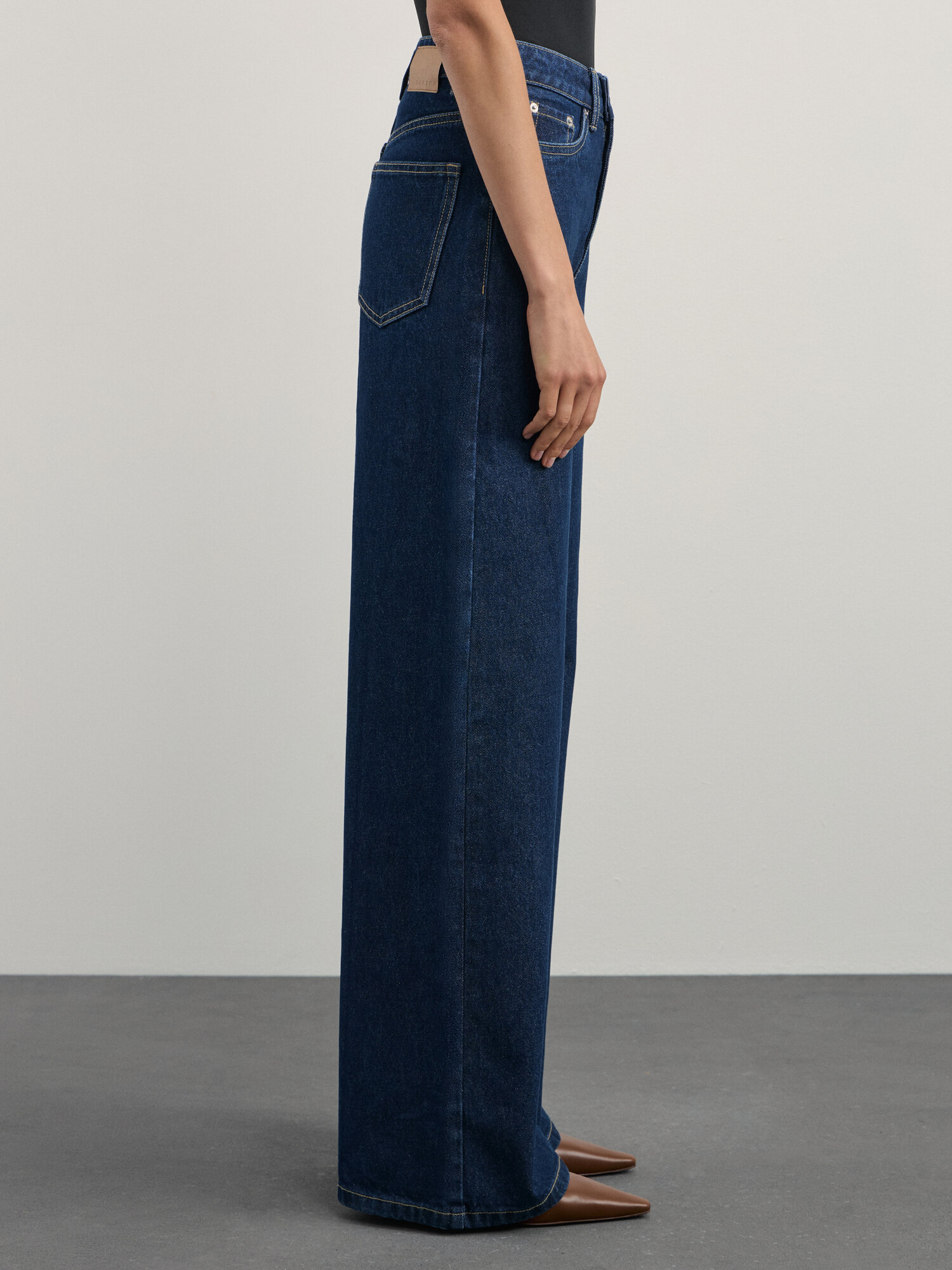 Джинсы широкие Zarina wide leg, размер S (RU 44)/170, темный индиго — фото 1