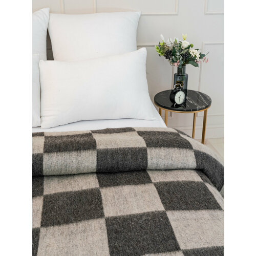 Одеяло 140х205 70% шерсть серая клетка С-103 400 гр/м2