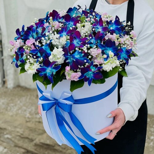 Изображение товара Большая авторская коробка маттиол и орхидей. Rybe-flowers.