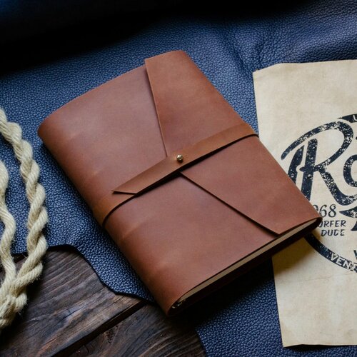 Изображение товара Кожаный блокнот на кольцах со сменными блоками формата А5. Винтажный стиль