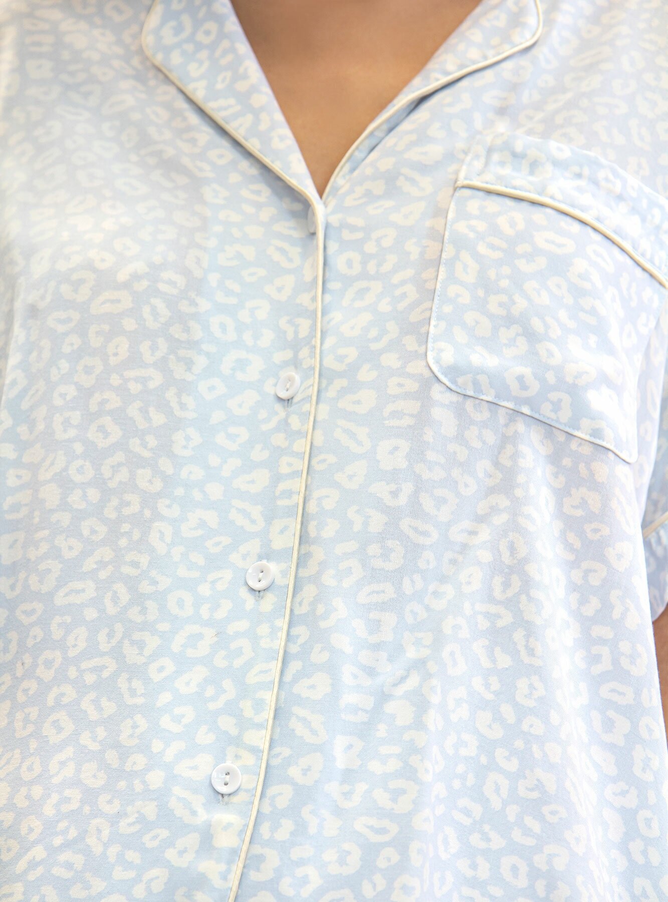 Домашняя пижама с футболкой и шортами/ INDEFINI / 2105TBD-M - фотография № 5