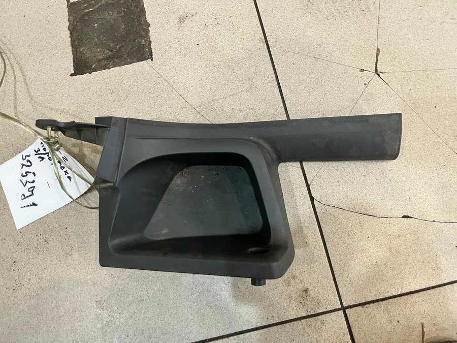 Накладка порога (внутренняя) задняя левая от Ford Focus 2 2004-2008