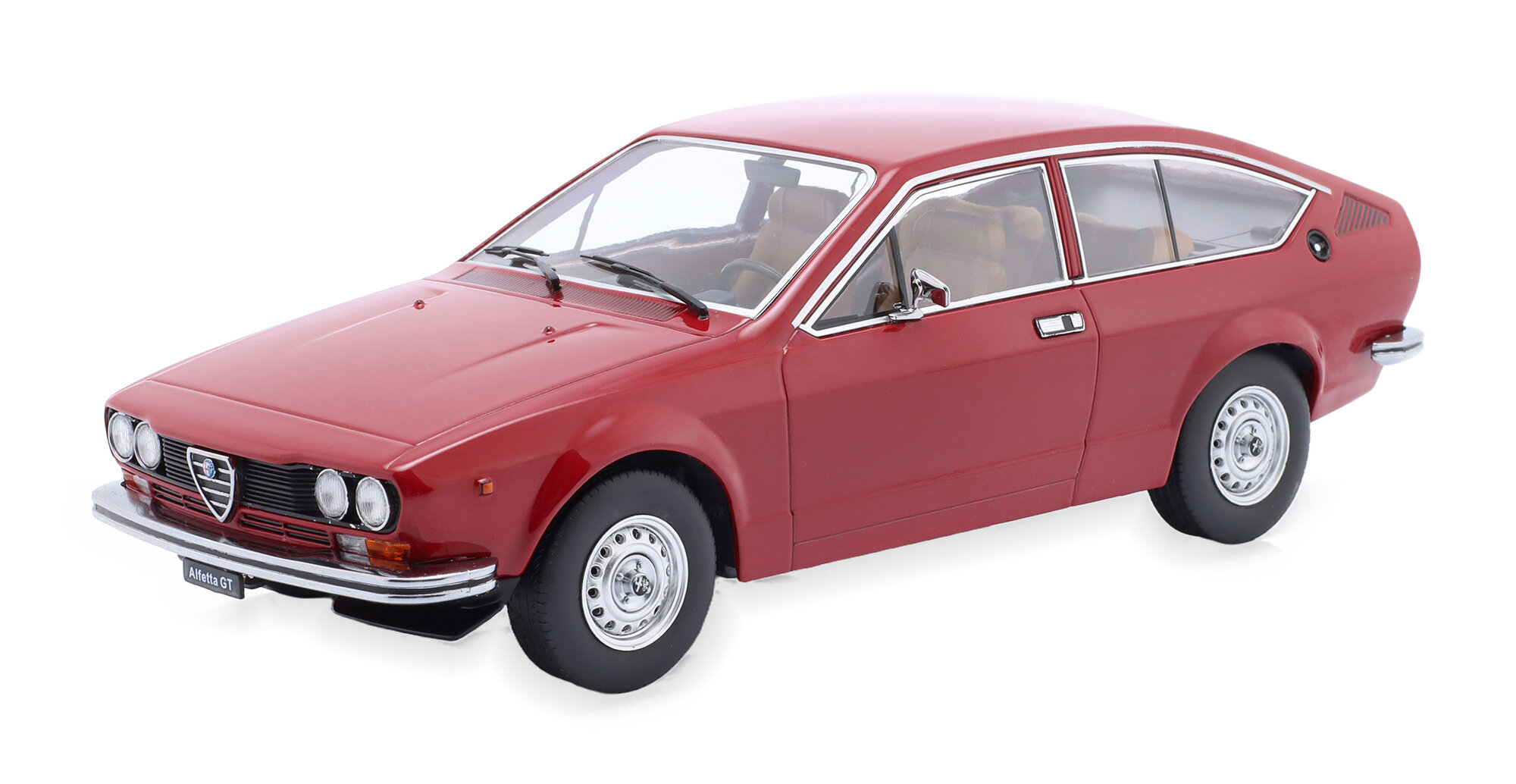 Модель коллекционная KK-SCALE Alfa romeo alfetta gt 1.6 1976 red