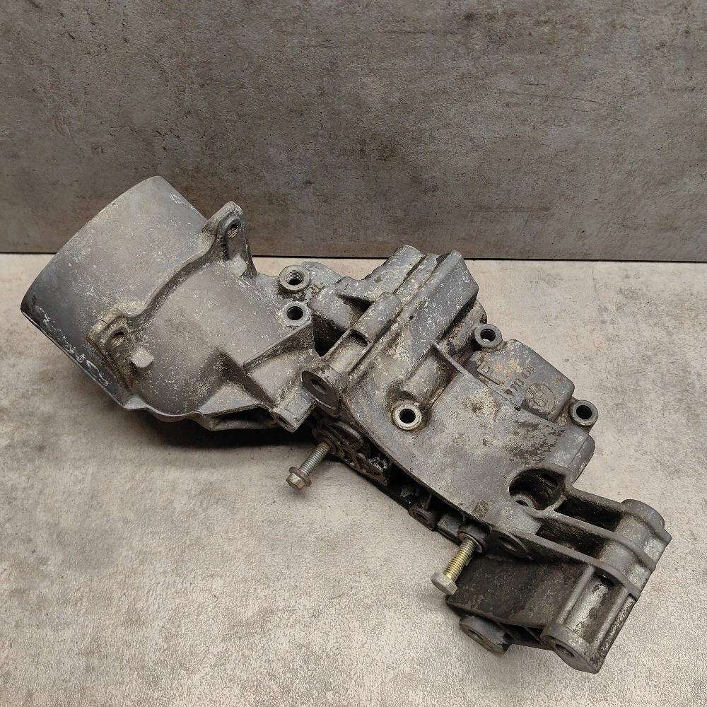 Корпус масляного фильтра, BMW X5 E53, 11421713838