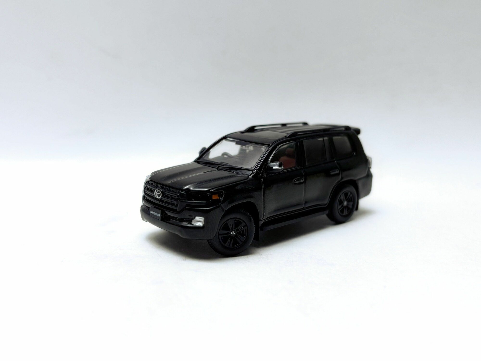GCD 1/64 Toyota Land Cruiser LC200 2015 Литая модель автомобиля в масштабе