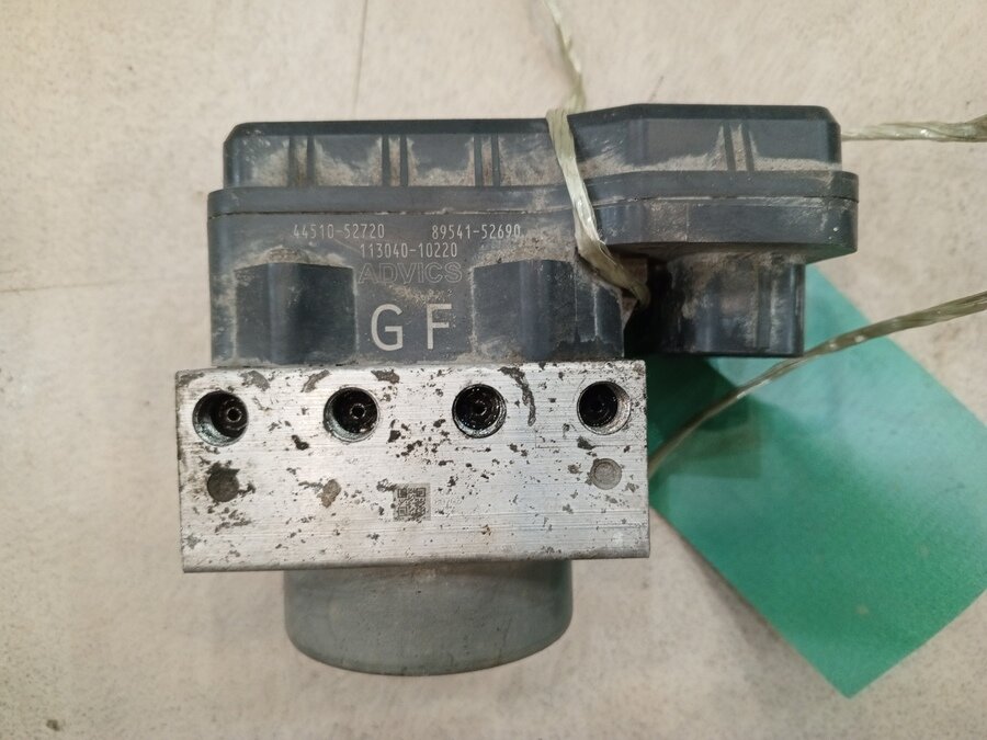 Блок ABS от Toyota Vitz 2005-2010