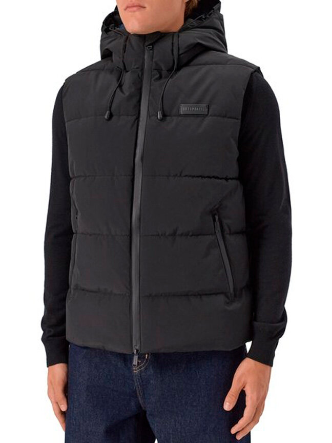 Жилет спортивный Осень-зима 2025