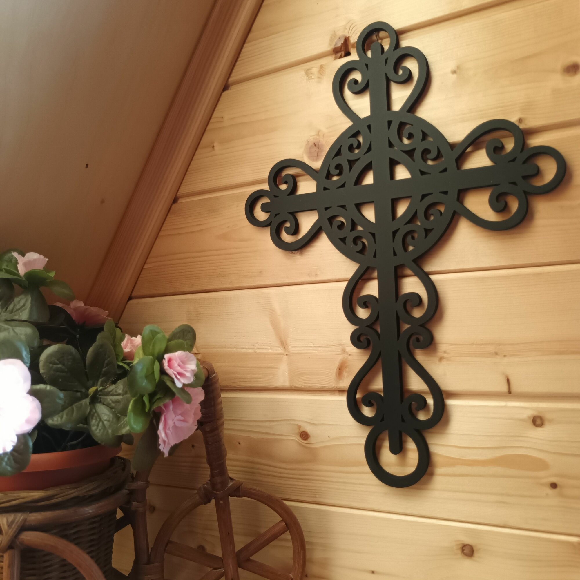 Панно крест 35х25см декоративное настенное черное декор на стену картина