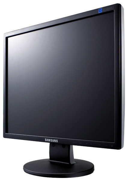 19" Монитор Samsung SyncMaster 943N, 1280x1024, 75 Гц, TN, черный