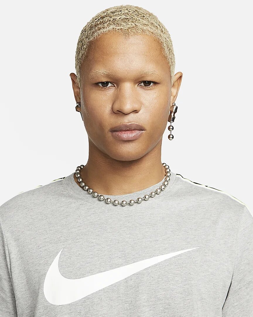 Футболка спортивная NIKE Repeat, размер XS, серый — фото 1