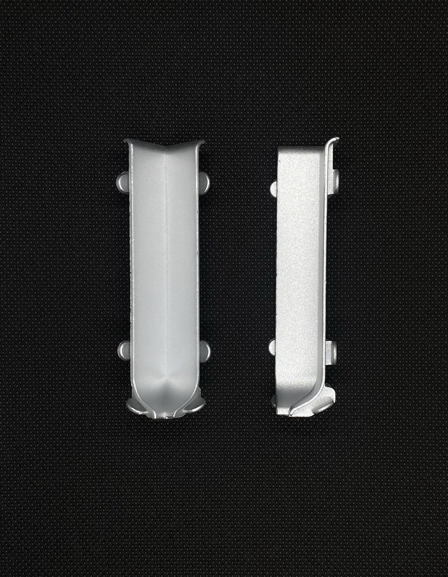 Угол внутренний, алюминиевый для плинтуса FORMEX H60, 1 шт., Анодированное серебро (матовый). - фотография № 1